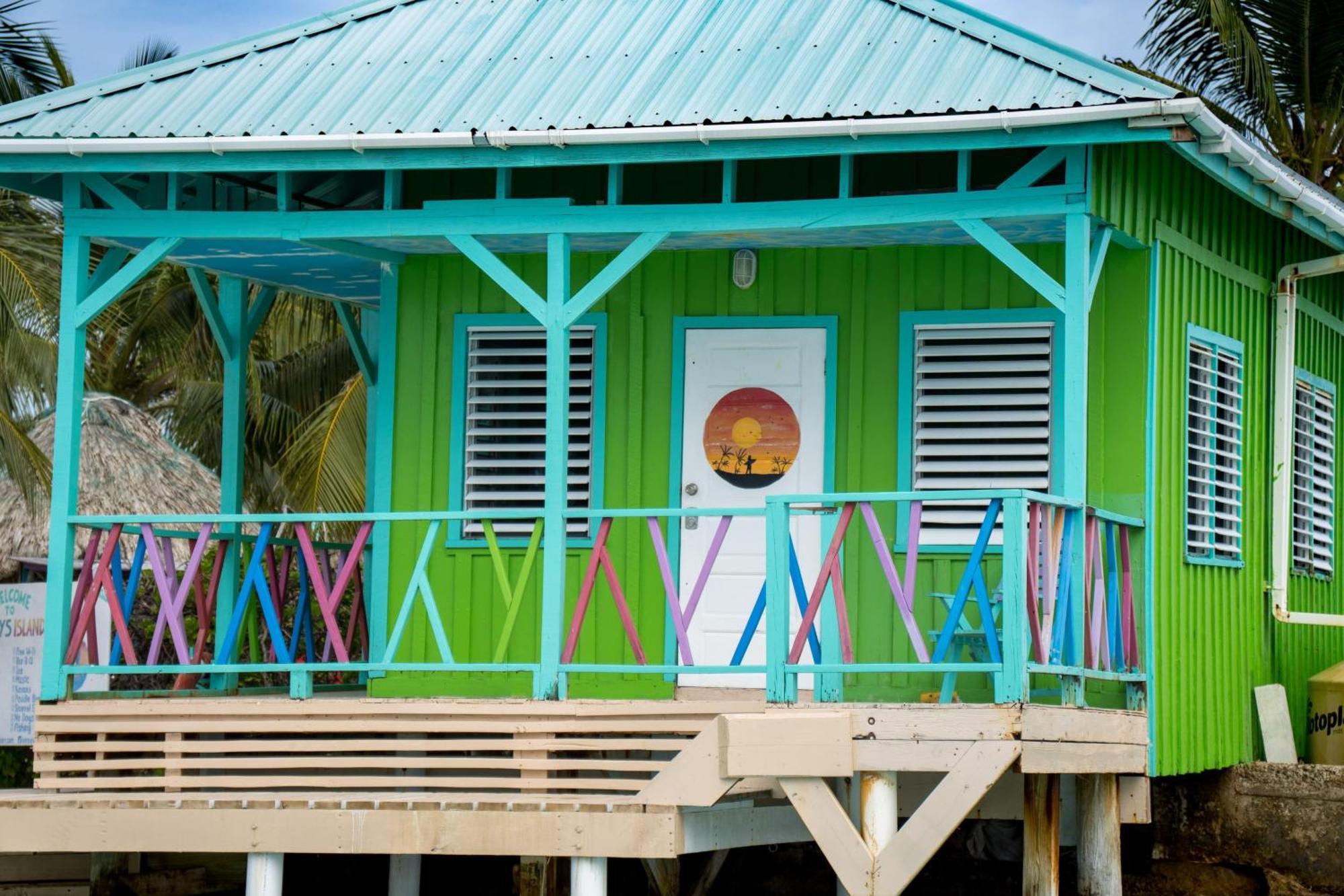 King Lewey'S Island Resort Placencia Exterior foto